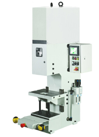 Hydropneumatische C-Gestell-Presse